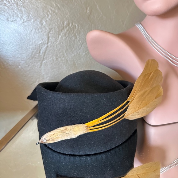 ICONIC 1940s\' BLACK FELT HAT main image 13
